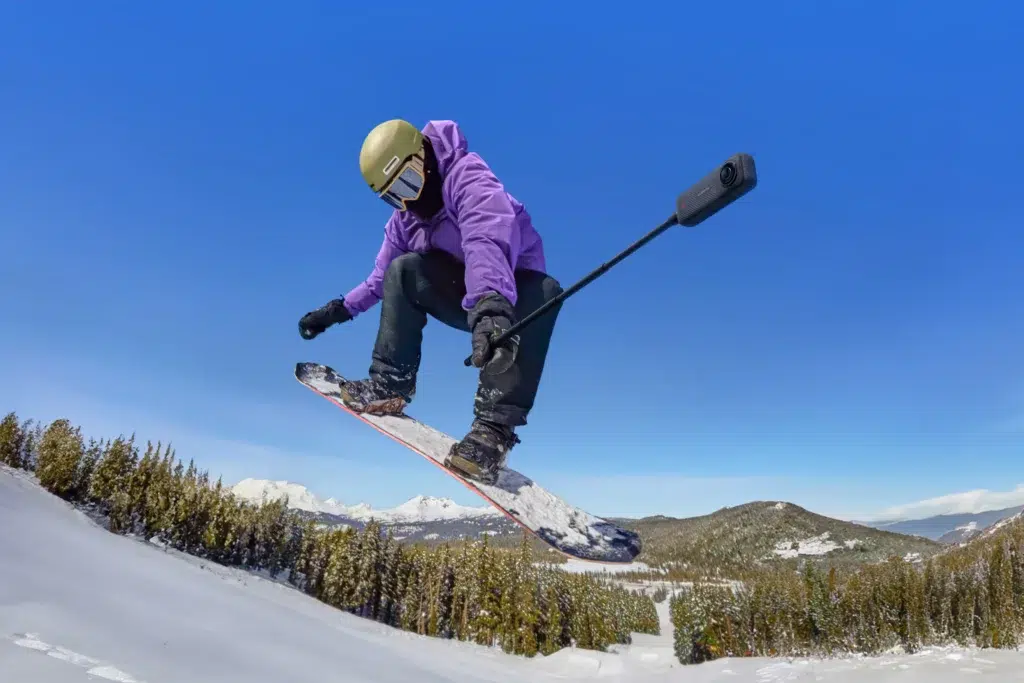 Insta360 X4 Snowboarding